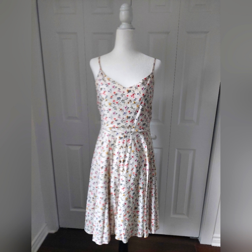 GAP Floral Midi Dress - White and Multicolor